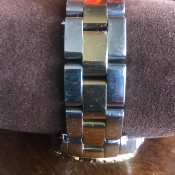 Michael Kors ladies watch - Picture 3 of 3